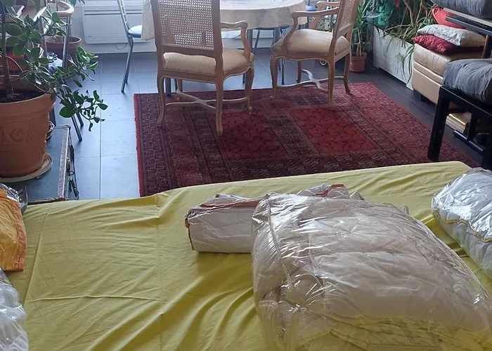 Full - Floor - Eiffel Tower Panoramic View *